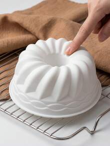 大號 6 吋 Savarin 烘焙模具 3D 不沾蛋糕模 矽膠杯子蛋糕磅蛋糕巧克力松露模 易脫模 可洗碗機清洗 可重複使用 適用生日、聖誕節、情人節、復活節，日常烘焙工具，蛋糕、麵包、慕斯、果凍 - 彩色 - 查看 13