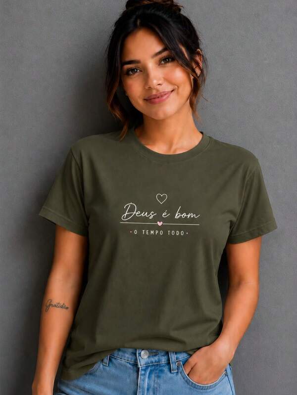 Camiseta Feminina Estampada Deus e Bom Confortável 100% Algodão Premium Religiosa  Gola Redonda Básica