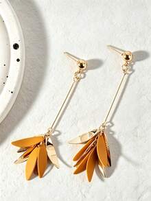 1 Pair Fashionable High-End Elegant Colorful Dopamine Inspired Petal, Leaf, Tassel Drop Earrings For Women, Delicate & Sweet, Suitable For Spring/Summer Beach Vacation Gifts - Turmeric - View 1