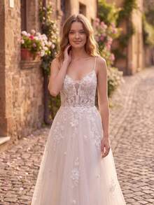 Summer Elegant Romantic V-Neck Spaghetti Strap Bridal Gown With Exquisite Applique Embroidery, Romantic Long Wedding Dress Suitable For Indoor, - Beige - View 4
