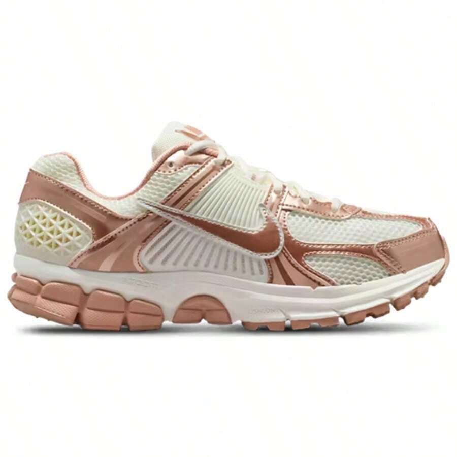 Nike Zoom Vomero 5 NA36 Women's Tan/Gold Casual Sneakers IQ9603-133 | Cushioned Performance, Lightweight Comfort - 金色 - 查看 1