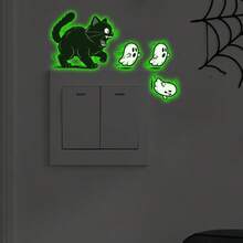 1/3pcs Cartoon Glow-In-The-Dark Halloween Wall Switch Stickers, Pumpkin, Black Cat Ghost Hunting And Scarecrow Crow Patterns, Self-Adhesive Decorative Decals, Suitable For Halloween Switches, Laptops, Home Decor - Multicolor - View 4