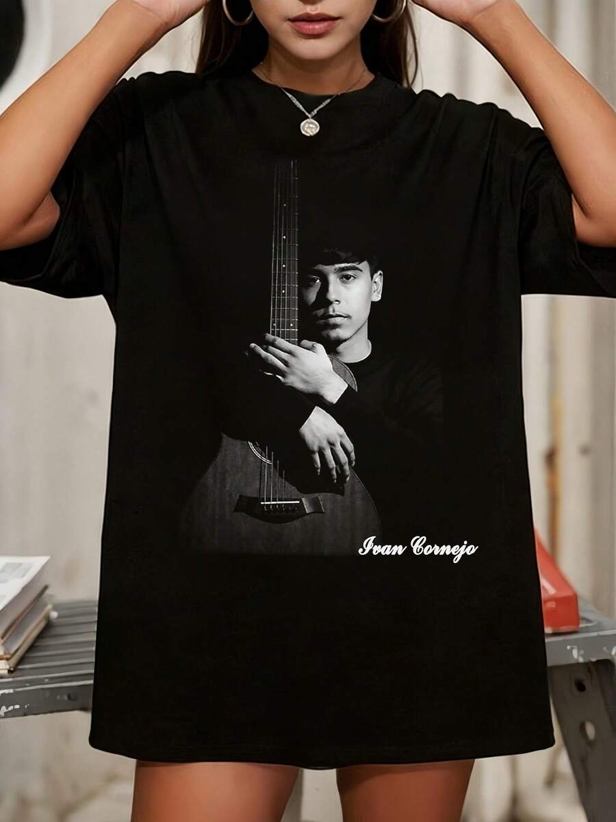 Ivan Cornejo Black White Guitar Vintage Regional Mexican Graphic Tee - 黑色 - 查看 1