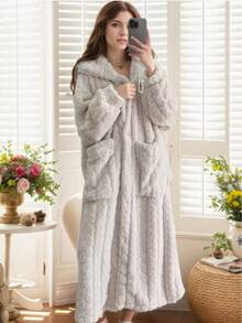 Soft Bubble Fleece Hooded Long Bathrobe, Loose Waist Tie Plush Warm Loungewear, Skin-Friendly Absorbent Women's Bathrobe, Bedroom And Bathroom Casual Homewear, Suitable For Holidays, Halloween, Back To School, Wedding Favors And Housewarming Gifts - Multicolor - View 7