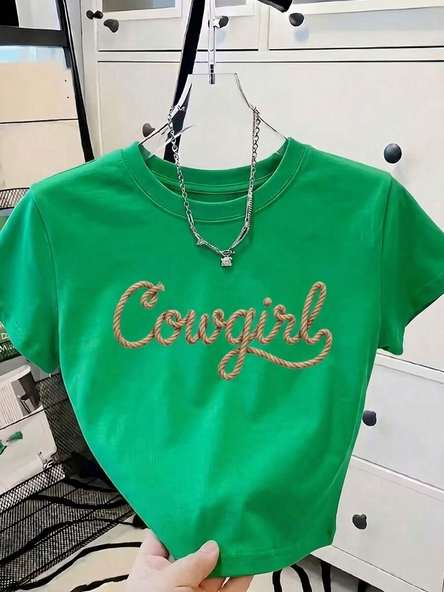 Crooped Estampa Lettering 'Cowgirl', Gola Redonda Manga Curta E Casual Para Primavera E Verão, Tamanho Padrão Feminino - Verde - Visão 1