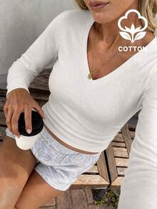 女款白色長袖V領羅紋針織短版上衣，修身剪裁，休閒基礎T恤，適合返校穿搭 - 白色 - 查看 1