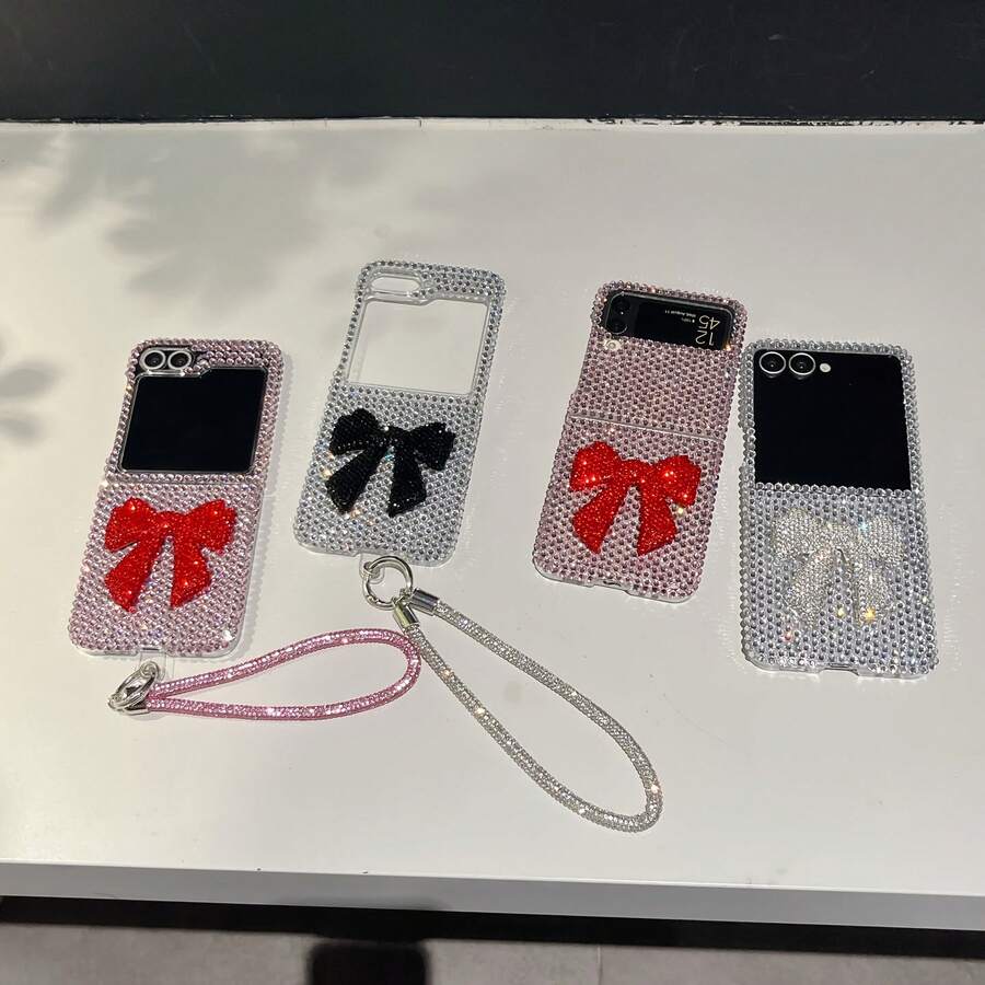 Full Rhinestone 3D Bow With Sparkling Crystal Wrist Strap Folding Phone Case Compatible With Galaxy Z Flip3 5G/Galaxy Z Flip 4 5G/Galaxy Z Flip 5 5G/Galaxy Z Flip 6 5G/Galaxy Z Flip 7 5G Sweet Luxury Sparkling Crystal Girl Folding Protective Case - Silver - Silver Bow - View 1