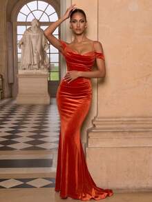 Women's Charming Burnt Orange Velvet Spaghetti Strap Square Neck Sequin Patchwork Backless Maxi Party Dress - Burnt Orange - View 3