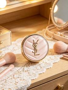 Yves Saint Laurent Saint Laurent 粉色氣墊粉底 B10 SPF23 PA++ 保濕彈性持妝亮澤肌膚 適合淺膚色 日常補妝 5g 迷你便攜 - B10 - 查看 5