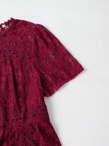 Women's Plus Size Lace Patchwork Midi Dress, Round Neck Short Sleeve Burgundy Party Dress, Wedding Guest Outfit Vacation Fall - Red Violet - View 4