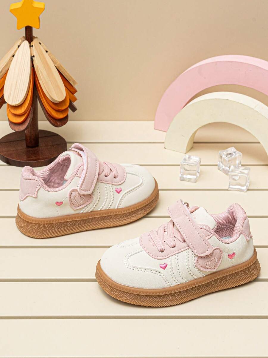 Sweet Little Heart Embroidered Girls' Low-Top Sneakers, Colorblock Soft Sole, Hook & Loop Closure, Casual Daily Commute Shoes For Toddlers - Beige - View 1