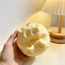 Gefüllter quadratischer Käse-Quetschball, neuartiges weiches Design mit schneller Rückfederung, keine Verformung, süße Schreibtischdekoration geeignet für Zuhause oder Büro, perfekt als Feiertagsgeschenk, lustige und süße Geschenke, Geburtstagsgeschenke, Ostergeschenke, Halloween-Geschenke, Weihnachtsgeschenke, Partygeschenke, Squishy, Squishy-Spielzeug, Squishy-Stressball, Dumpling-Squish, Spielzeug für Erwachsene und Mädchen - Verschiedenfarbig - Übersicht 1