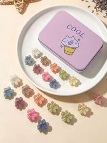 50pcs Morandi Color Mini Clips Box (Random Box Pattern, Random Clip Color) - Multicolor - View 3