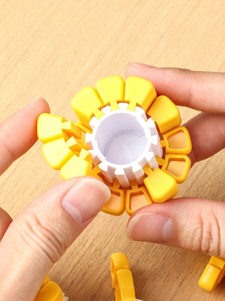 DIY Corn Block Keychain, Puzzle Brick Key Ring, Creative Stress Relief Finger Toy, Desktop Decoration, Car Key Pendant, Party Gift - Multicolor - View 1