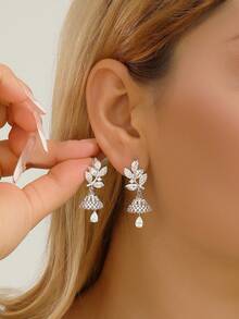 1 Pair Luxury Jhumka Elegant Zirconia Leaf Earrings Fashion Design Bell Earrings Glamorous Bollywood Jhumki, Suitable For Women, Girls Daily, Festival, Wedding And Party Wear/Jewelry Gift - Classic - View 4