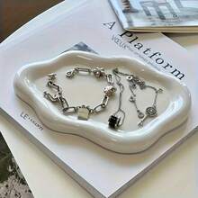1 pieza Organizador de joyas moderno - Elegante soporte de exhibición para collares, pulseras y aretes - Bandeja de resina de plástico ABS duradero - Regalo perfecto para Navidad, cumpleaños, boda, Día de San Valentín para mujeres y hombres - Adecuado para tocador, escritorio y decoración de fiestas - Bandeja de almacenamiento de joyas - Multicolor - Ver 11