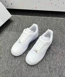 Nike Air Force 1 Low Pure White Low Top Leather Skateboard Style Sneakers - 白色 - 查看 2
