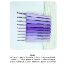 9 Peças Ganchos de Crochê com Cabo Macio em Degradê Roxo, Ferramentas de Tricô com Cabo de Silicone Antiderrapante, Conjunto de 9 Peças Ganchos de Crochê com Cabo Macio Roxo, Agulha de Metal com Cabo Antiderrapante, Ferramentas DIY para Iniciantes em Artesanato com Fio, Boneca, Cachecol e Suéter - Conjunto multicolorido - Visão 8