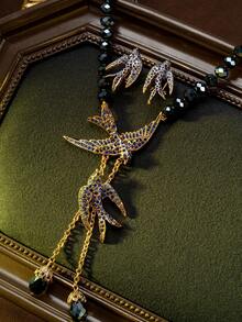 Vintage Double Swallow Lively Tassel Design Unique Niche Versatile Elegant Luxury High-End Fashion Jewelry Necklace And Earrings, A High-End Gift For Valentine's Day And Mother's Day, Suitable For Daily Wear, Parties, Banquets And Other Celebrations - Multicolor - View 3