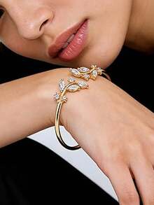 outingfit 1pc Minimalist Luxury Leaf Rhinestone Zirconia Bracelet, Bridal Fashion Elegant Wedding Open Cuff Bracelet - Gold - View 3