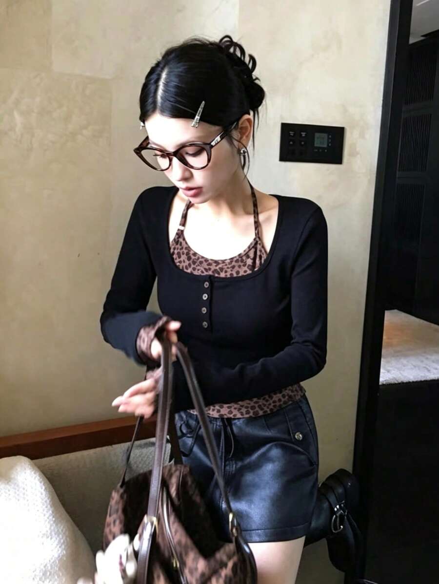 American Retro Sweet & Spicy Leopard Print Patchwork 2 In 1 Knit Halter Neck Long Sleeve Base Layer T-Shirt - Black - View 1