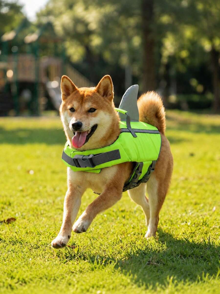 Metglad Dog Life Jacket, Cute Fin Design Pet Swimming Vest, High Visibility And Excellent Buoyancy, Equipped With Sturdy Rescue Handle And Leash Ring, Adjustable Size, Suitable For Small, Medium And Large Dogs - Green - View 1
