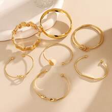 7pcs Fashion Vintage Metal Twisted Smooth Rhombus Geometric Asymmetrical Punk Layered Bracelet Set - Gold - View 2