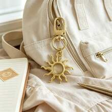 Minimalist Sun Keychain, Vintage Style, Suitable For Students, Couples, Friends Gifts, Backpack Accessory, Gold Keychain, Bag Charm, Wallet Charm, Gothic Style Key Ring - A - View 3