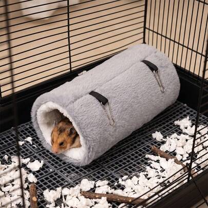 1 buah Terowongan Hammock Hamster Mewah dengan Bukaan Ganda, Sarang Tidur Hewan Peliharaan yang Lembut dan Nyaman dengan Beberapa Kait Gantung, Tempat Persembunyian Gantung Silindris untuk Hewan Peliharaan Kecil, Dekorasi Kandang Hamster dan Sugar Glider dengan Pemandangan Musim Gugur/Dingin, Tabung Istirahat