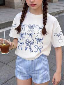 2件組女童韓系清新蝴蝶結印花休閒套裝，奶油色上衣搭配藍白直條紋短褲，溫柔甜美風，舒適透氣百搭日常穿著，隨機發送1套 - 白色 - 查看 4