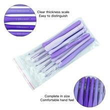 9 Peças Ganchos de Crochê com Cabo Macio em Degradê Roxo, Ferramentas de Tricô com Cabo de Silicone Antiderrapante, Conjunto de 9 Peças Ganchos de Crochê com Cabo Macio Roxo, Agulha de Metal com Cabo Antiderrapante, Ferramentas DIY para Iniciantes em Artesanato com Fio, Boneca, Cachecol e Suéter - Conjunto multicolorido - Visão 7