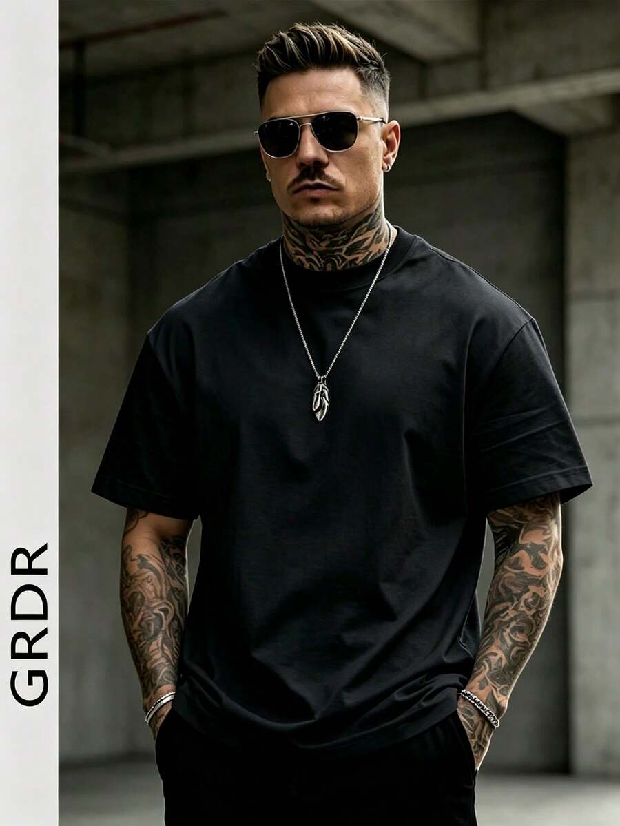 GRDR 男士时尚简约纯色圆领短袖T恤，适合日常休闲穿着