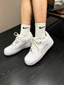 Nike Air Force 1 Low Pure White Leather Construction Durable Skate Sneakers - 白色 - 查看 5