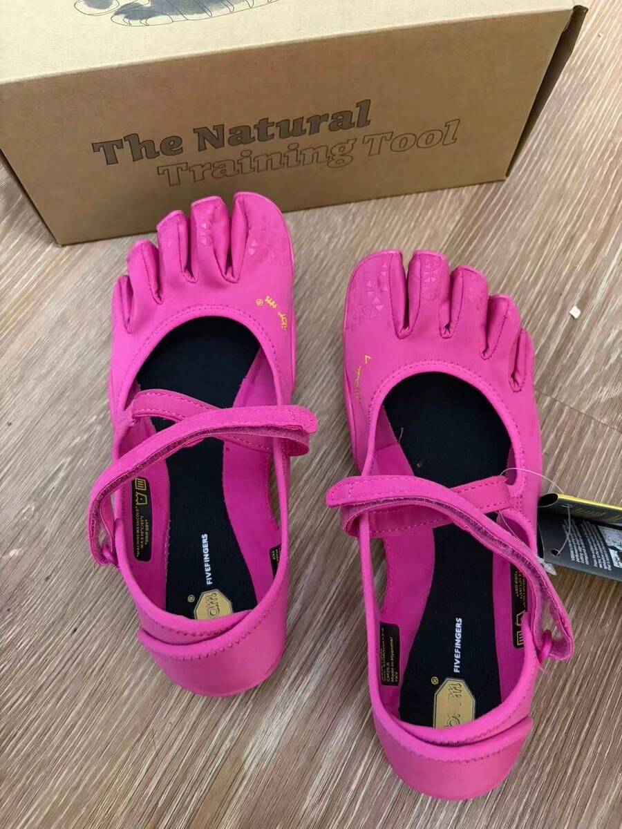 Women's Ballet Shoes V-Soul Five-Finger Shoes Fivefingers Yoga Shoes Dance Split-Toe Shoes Suitable For Fitness, Pilates, Indoor Sports And Workouts