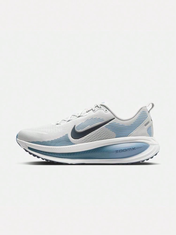 Men's Nike Vomero 18 Low-Top Running Shoes HM6803-015 - Blue and White - View 1