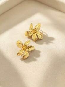 1 Pair Vintage Textured Petal Flower Stud Earrings, Minimalist Metal Floral Earrings For Women Daily Wear Jewelry, Gold & Silver Two Tones - Multicolor - View 8