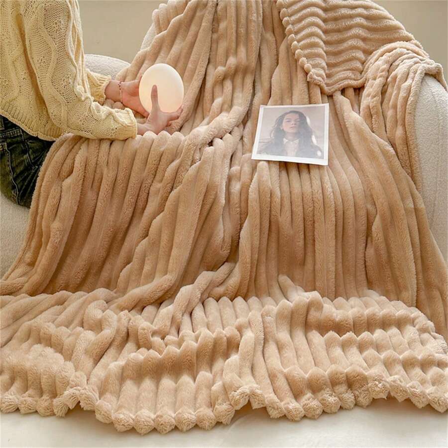 1pc Oversized Striped Blanket, Wide Stripe Cutout Faux Rabbit Fur, Milk Fleece, Flannel Throw Blanket, Casual Nap Blanket For Office