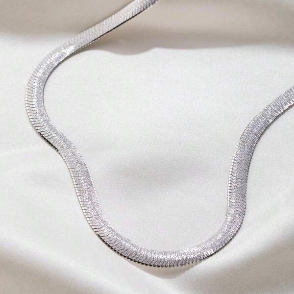 Classic European And American Style Minimalist Versatile White Gold Plated Super Shiny Plain Chain Layered Wide Snake Bone Necklace