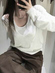 Korean Style Chic Autumn New Deep V-Neck Elegant Relaxed Fit Thin Long Sleeve Knit Sweater - White - View 2