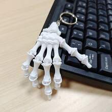Realistic Skeleton Hand Keychain, Movable Finger Bones, Articulated Joint Skeleton Hand Keyring, Dark Gothic Style Men's Gift - Multicolor - View 4
