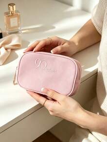 Lancôme Tas Kosmetik Logo Timbul Warna Pink Muda, Organizer Kosmetik Perjalanan Kapasitas Besar, Cocok Untuk Aktivitas Sehari-hari, Ulang Tahun, Hadiah Liburan LANCOME-GIFT-31 - Baby Pink - View 7