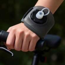 Portable Wrist Water Bottle, Ultra-Thin Soft Silicone Water Bottle With Adjustable Hook And Loop Strap And Bite Valve, 200ml Collapsible Hydration Gear, Suitable For Cycling, Running, Marathon, Hiking And Climbing, Compact Outdoor Athlete And Runner Sports Accessory - Multicolor - View 9