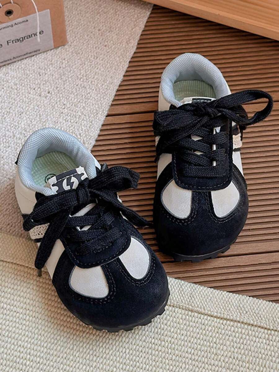Kids Colorblock Patchwork Lace-Up Casual Flat Shoes, Vintage Daily Sneakers For Boys And Girls - Black - View 1