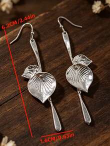 1 Pair French Minimalist Alloy Ginkgo Leaf Long Earrings, Textured Vein Design, Versatile Daily Wear - Silver - View 3