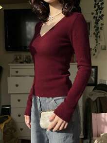 Spring/Autumn Burgundy Ribbed Long Sleeve Knit Top For Women, Deep V-Neck Slim Fit Cropped Waist-Baring Basic Sexy Knit Base Layer - Burgundy - View 4