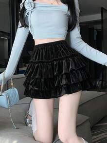 Rok Mini Wanita Minimalis Seksi Warna Polos Beludru untuk Musim Gugur/Dingin, Rok Mini A-Line Berenda dengan Detail Patchwork dan Rumbai di Bagian Bawah, Warna Hitam - Hitam - View 1