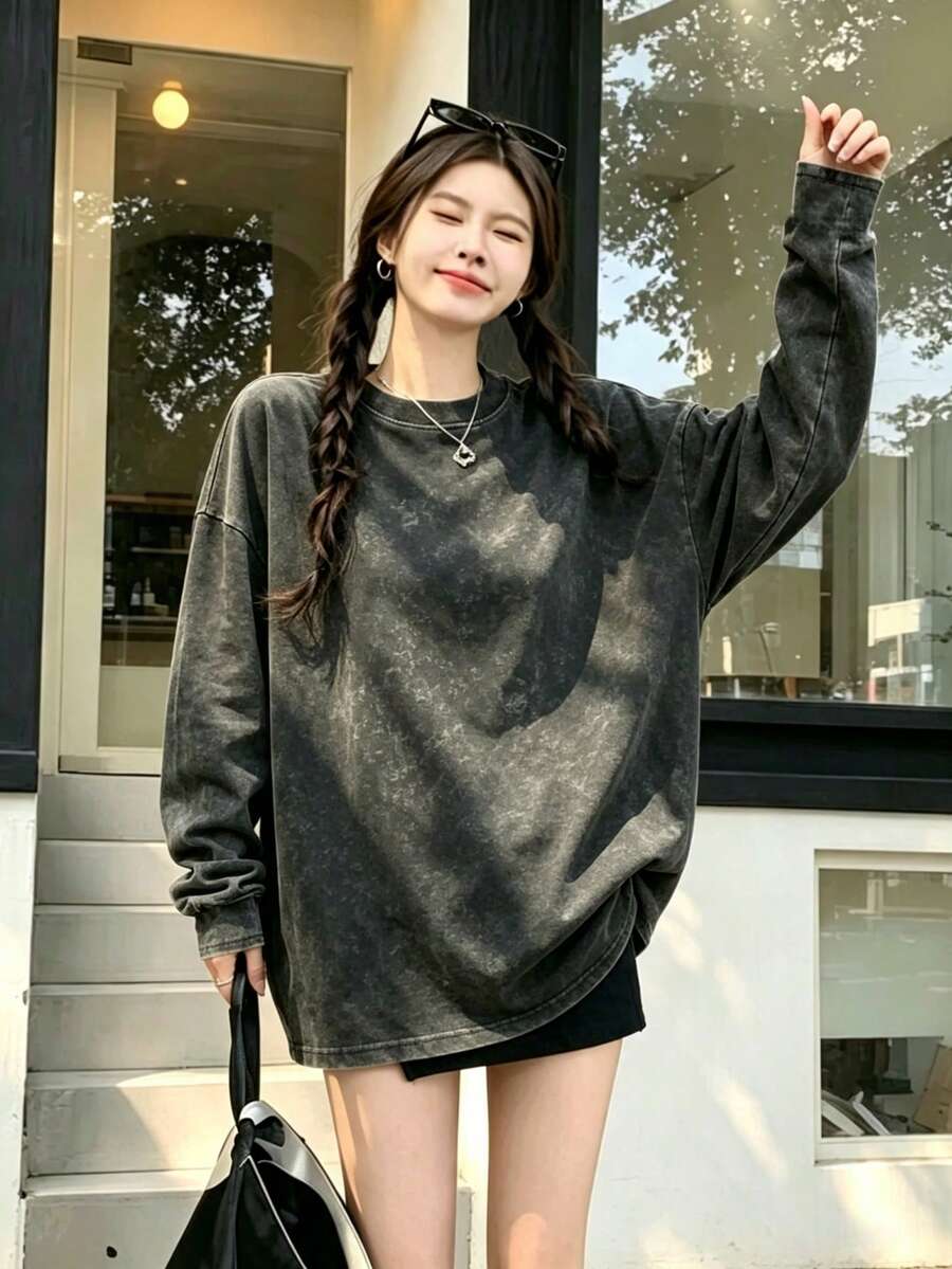 1件女款復古水洗素色長袖T恤，秋季休閒寬鬆百搭圓領上衣 - 黑色 - 查看 1
