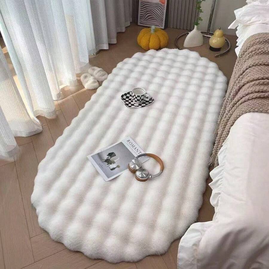 1pc Fluffy Soft Comfortable Solid Color Faux Rabbit Fur Rug, Plush Cozy Carpet, Minimalist Premium, Suitable For Sofa Cushion, Chair Seat, Comfortable Bedroom Bedside Rug, Indoor Living Room And Bedroom Home Decor Carpet, Best Winter Home Decor Rug, Applicable For Living Room, Bedroom, Bedside, Sofa, Dressing Room - White - View 1