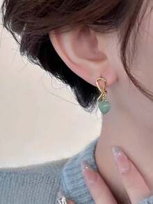 1 Pasang Anting Hati Asimetris Biru Muda, Perhiasan Gaya Manis Elegan untuk Wanita, Cocok untuk Pemakaian Sehari-hari - Mint Blue - View 3