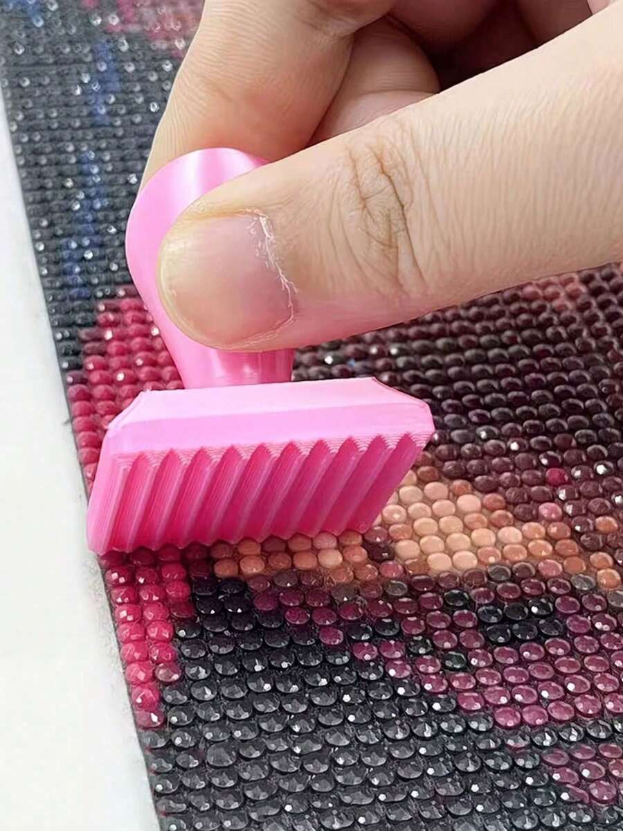 鑽石畫壓印工具 滾輪式省力點鑽筆 可拆卸壓印工具 DIY 鑽石畫手工工具配件 輪式便捷點鑽筆 適用於 DIY 鑽石畫、十字繡、手工工具與配件，專為協助鑽石與畫布對齊設計，讓鑽石畫製作過程更輕鬆